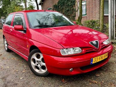 tweedehands Alfa Romeo 145 1.4-16V T.Spark L