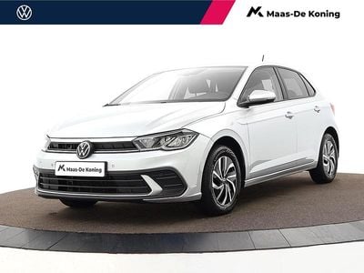 Grijs Gebruikt 2023 VW Polo Life Hatchback | € 20.440 (Goede deal)