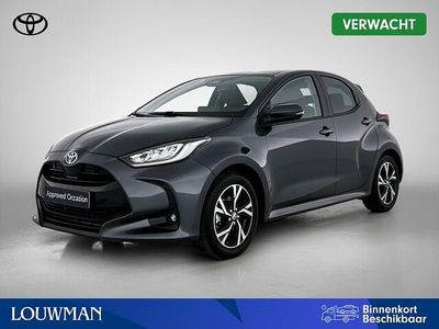 Grijs metallic Occasion 2025 Toyota Yaris Edition Hatchback | € 27.250 (Eerlijke prijs)