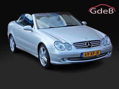 Grijs Occasion 2003 Mercedes CLK320 Elegance Cabriolet | € 12.950 (Duur)