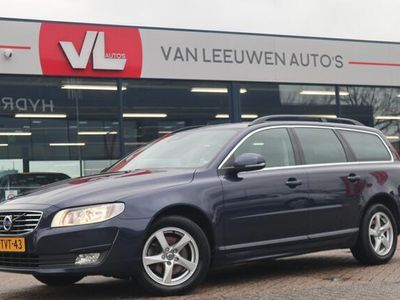 tweedehands Volvo V70 2.0 D4 Summum | Boekjes + Sleutels | Nette auto