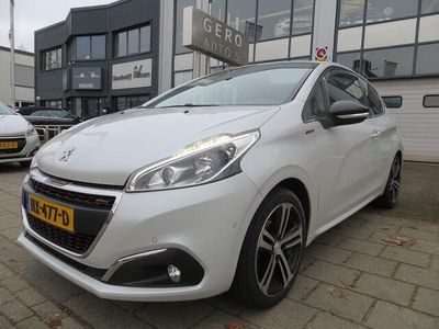 Occasion Peugeot 208 GT-line 111 PK (81 kW) 2016 Wit Hatchback