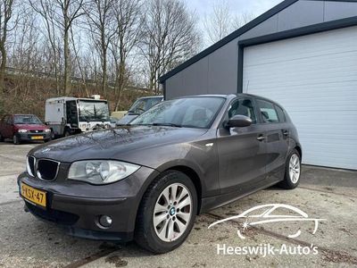 tweedehands BMW 118 1-SERIE i High Executive Clima Automaat LEES ADVERTENTIE