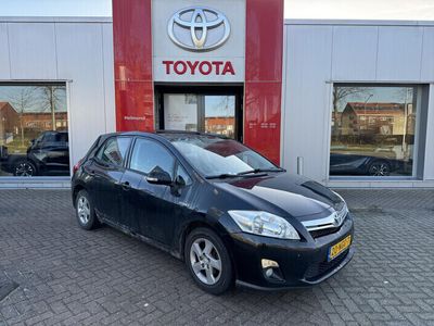 Toyota Auris Hybrid