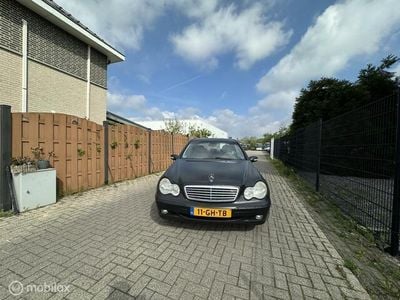 Mercedes C180