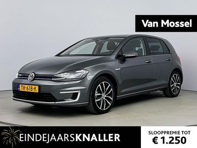 Grijs, metallic lak Gebruikt 2018 VW e-Golf Pro Hatchback | € 12.900 (Iets duurder)