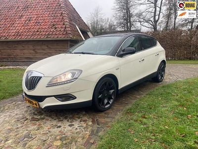 Wit Gebruikt 2009 Lancia Delta Hatchback | € 2.450