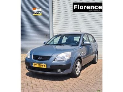 Occasion Kia Rio 97 PK (71 kW) 2007 Grijs Hatchback