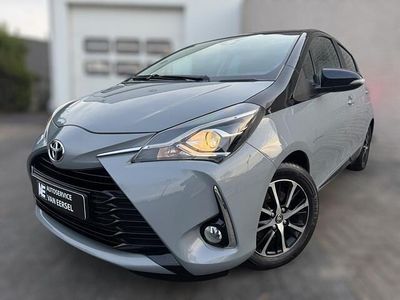 Grijs (metallic) Gebruikt 2018 Toyota Yaris Hatchback | € 14.750 (Eerlijke prijs)
