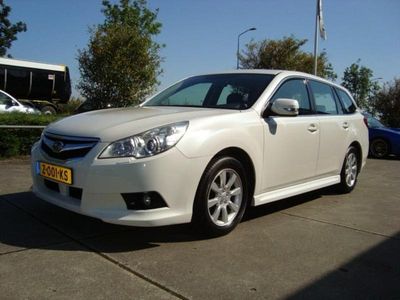 Wit Gebruikt 2009 Subaru Legacy Stationwagen | € 12.995