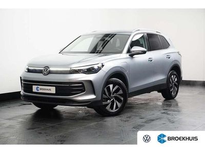 Zilver Nieuw 2025 VW Tiguan Life SUV | € 45.900 (Super prijs)