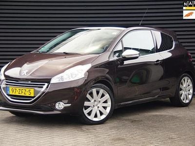 Bruin Gebruikt 2012 Peugeot 208 Allure Hatchback | € 6.900 (Iets duurder)