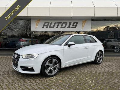 Wit Gebruikt 2012 Audi A3 Ambition Hatchback | € 12.919 (Eerlijke prijs)