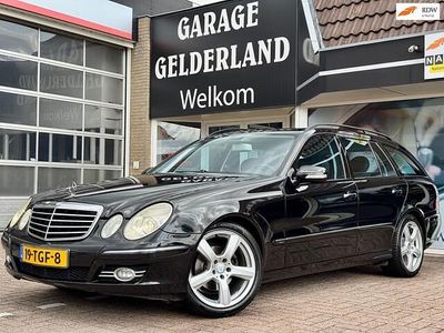 Mercedes 220