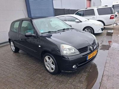 Zwart Occasion 2006 Renault Clio II Hatchback | € 1.750 (Eerlijke prijs)