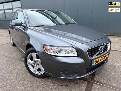 Grijs Occasion 2011 Volvo V50 Stationwagen | € 6.995 (Eerlijke prijs)