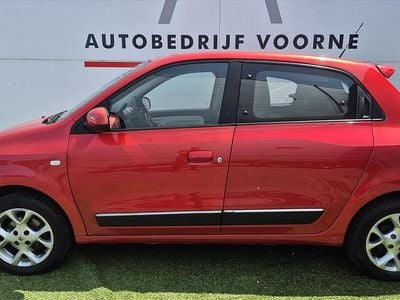 Rood Gebruikt 2015 Renault Twingo Dynamique Hatchback | € 8.345 (Eerlijke prijs)