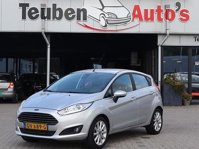 Occasion Ford Fiesta Titanium 101 PK (74 kW) 2015 Grijs Hatchback