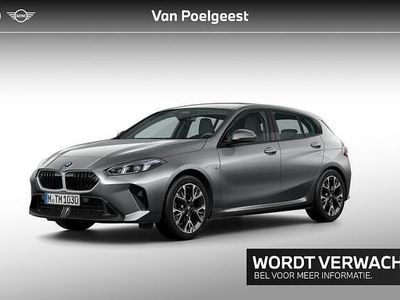 Grijs (metallic) Gebruikt 2025 BMW 120 Comfort Edition Hatchback | € 35.900 (Eerlijke prijs)