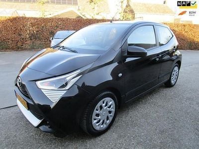 Occasion Toyota Aygo X-play 72 PK (52 kW) 2022 Zwart Hatchback