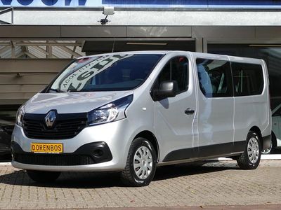 Grijs Occasion 2017 Renault Trafic Authentique MPV | € 13.854
