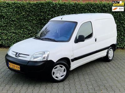 tweedehands Peugeot Partner 170C 1.9 D Avantage / Grijs kenteken / Schuifdeur / Airco / Nieuwe APK bij aflevering