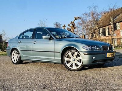 BMW 325