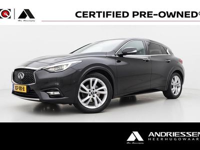 Occasion Infiniti Q30 Premium 2016 Zwart Hatchback