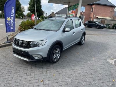 Grijs Occasion 2020 Dacia Sandero Prestige Hatchback | € 11.900 (Eerlijke prijs)