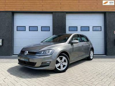 tweedehands VW Golf VII 1.4 TSI ACT Highline NAVI XENON CRUIS Leder 140P