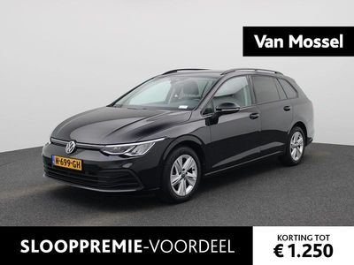Zwart Gebruikt 2021 VW Golf VIII Comfortline Stationwagen | € 21.900 (Eerlijke prijs)