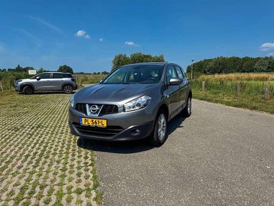 Grijs Gebruikt 2011 Nissan Qashqai Acenta SUV | € 5.750 (Eerlijke prijs)