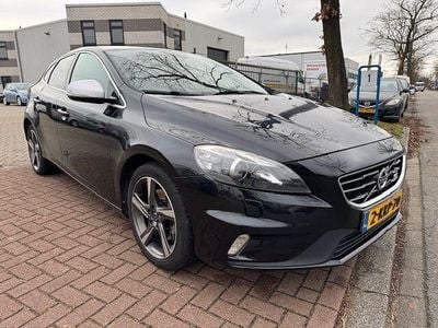 Zwart Gebruikt 2013 Volvo V40 R-Design Hatchback | € 8.950 (Goede deal)