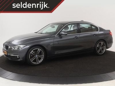 tweedehands BMW 320 320 d Luxury Line | Leder | Stoelverwarming | Head-