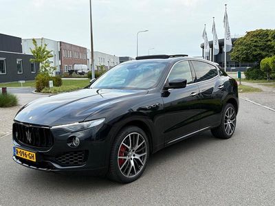 Occasion Maserati Levante GranLusso 2017 Zwart (metallic) SUV