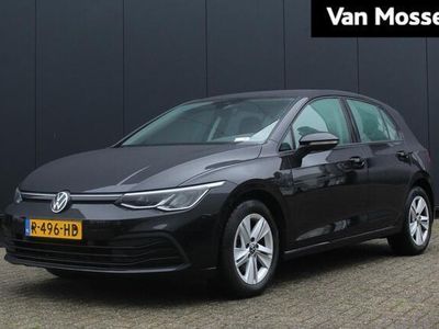 tweedehands VW Golf VIII 1.0 TSI 110Pk Life Business | Apple & Android Carplay | Navigatie | Climate Control | Adaptieve Cruise Control | Parkeersensoren Voor & Achter | Elektrische Verstelbare Bestuurdersstoel | Stoel En Stuurverwarming |