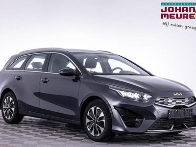 Grijs Gebruikt 2022 Kia Ceed Hatchback | € 22.990 (Goede deal)