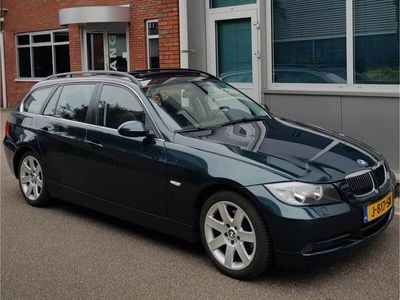 BMW 325
