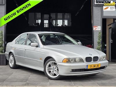BMW 525