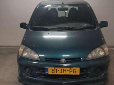 Groen Gebruikt 2002 Daihatsu YRV Plus MPV | € 900