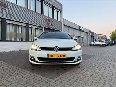Wit Gebruikt 2014 VW Golf VII Highline Stationwagen | € 14.250 (Duur)