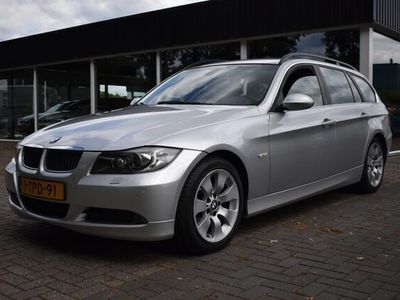 BMW 325