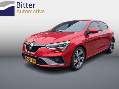 Rood Occasion 2021 Renault Megane E-Tech R.S. Hatchback | € 18.950 (Iets duurder)