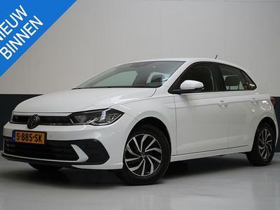Wit Occasion 2022 VW Polo Hatchback | € 18.995 (Eerlijke prijs)
