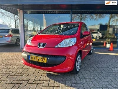Occasion Peugeot 107 68 PK (50 kW) 2005 Rood Hatchback