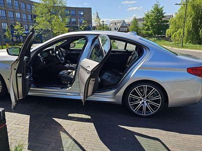 Grijs Occasion 2019 BMW 520 Sedan | € 21.950