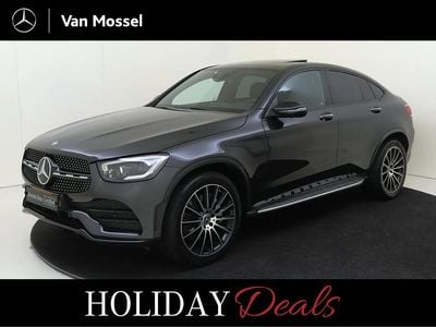 Grijs Gebruikt 2019 Mercedes 200 AMG line Coupé | € 43.945 (Duur)