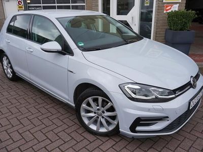 tweedehands VW Golf VII 1.5 TSI Highline R Automaat