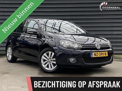 Zwart Gebruikt 2012 VW Golf VII Highline Hatchback | € 7.240 (Goede deal)
