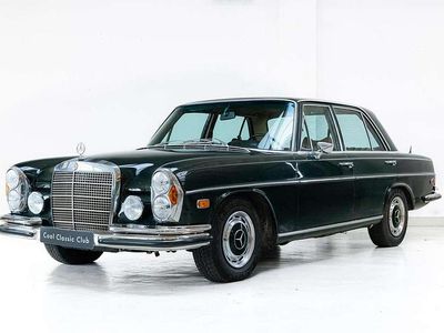 Groen Occasion 1972 Mercedes S280 SE Sedan | € 35.000
